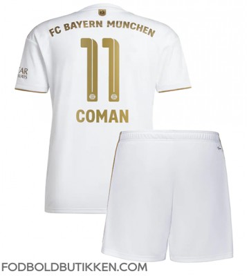 Bayern Munich Kingsley Coman #11 Udebanetrøje Børn 2022-23 Kortærmet (+ Korte bukser)
